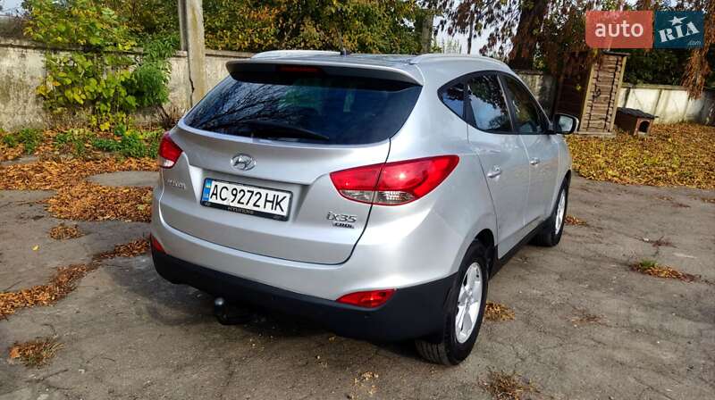 Внедорожник / Кроссовер Hyundai ix35 2010 в Ровно