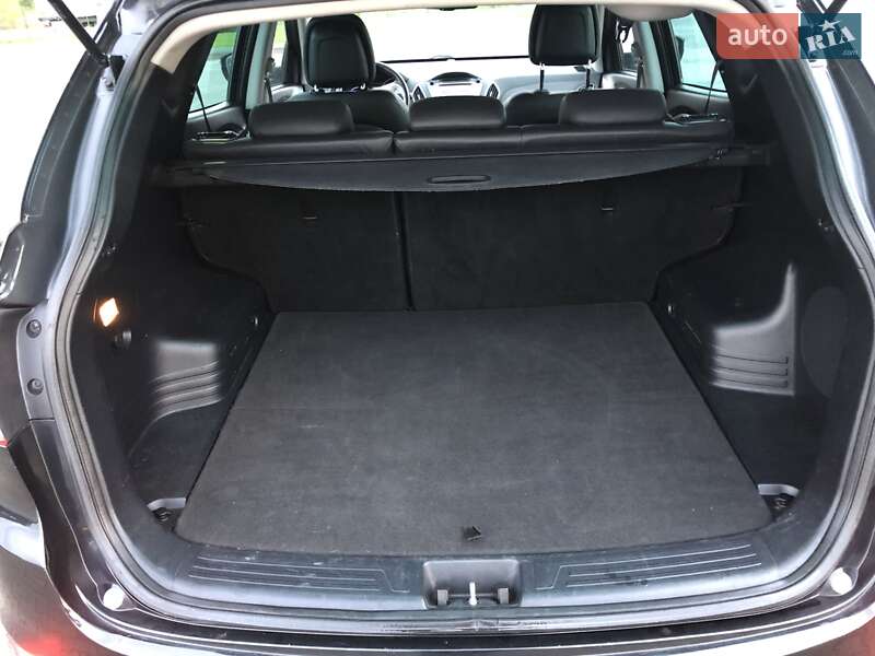 Внедорожник / Кроссовер Hyundai ix35 2011 в Луцке