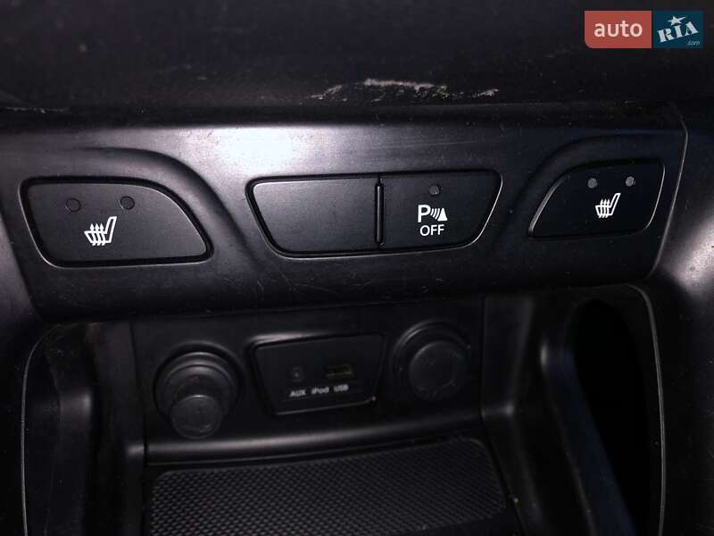 Внедорожник / Кроссовер Hyundai ix35 2011 в Луцке