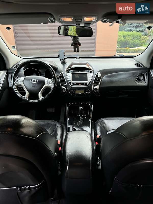 Внедорожник / Кроссовер Hyundai ix35 2011 в Овидиополе