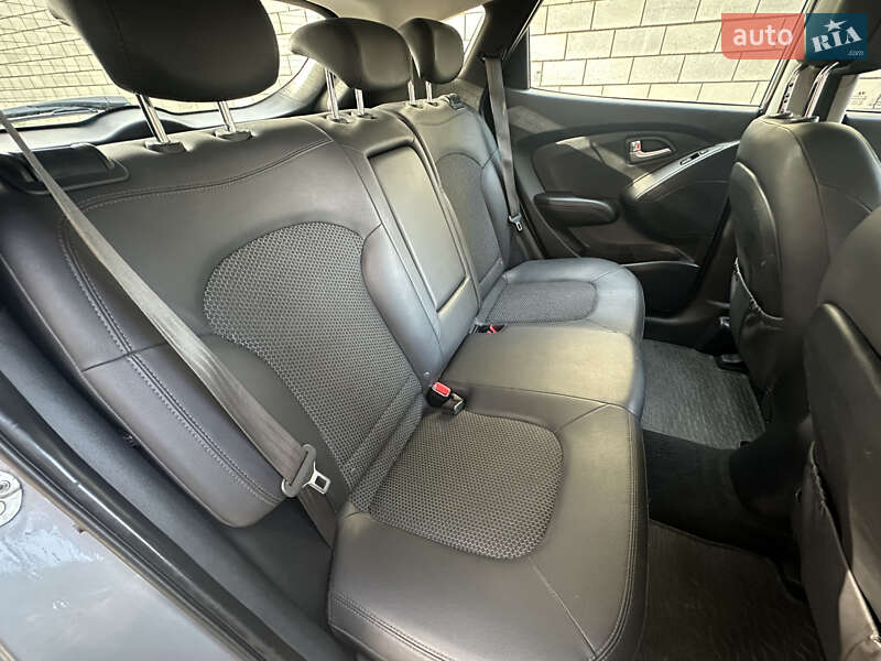 Внедорожник / Кроссовер Hyundai ix35 2012 в Ровно