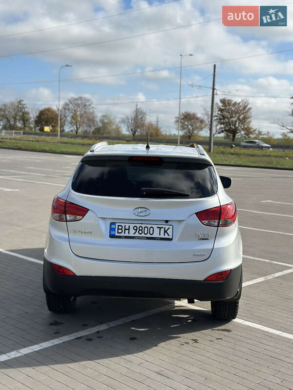 Позашляховик / Кросовер Hyundai ix35 2012 в Одесі