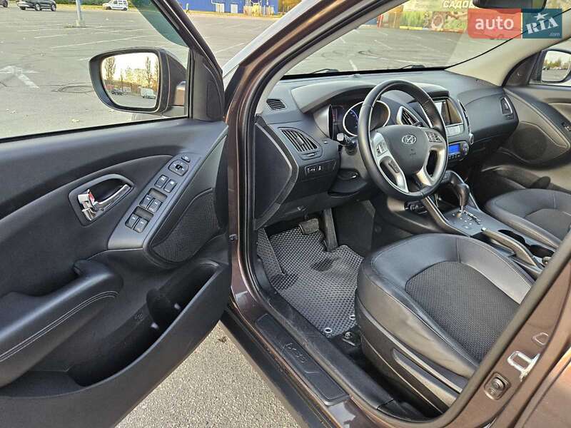 Внедорожник / Кроссовер Hyundai ix35 2013 в Днепре