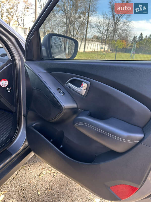 Внедорожник / Кроссовер Hyundai ix35 2011 в Теплике фото 10 Внедорожник / Кроссовер Hyundai ix35 2011 в Теплике