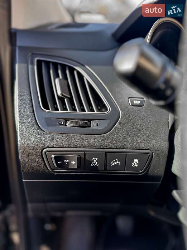 Внедорожник / Кроссовер Hyundai ix35 2011 в Бурштыне