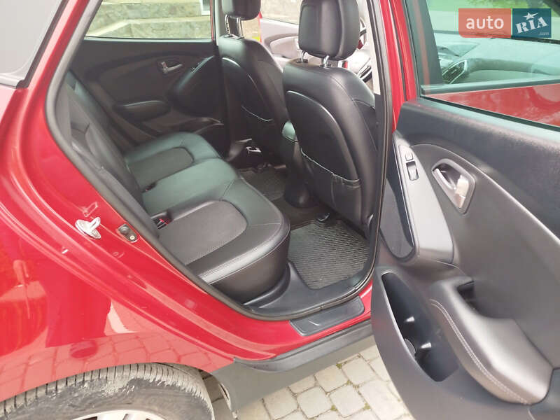 Внедорожник / Кроссовер Hyundai ix35 2011 в Кременце фото 11 Внедорожник / Кроссовер Hyundai ix35 2011 в Кременце