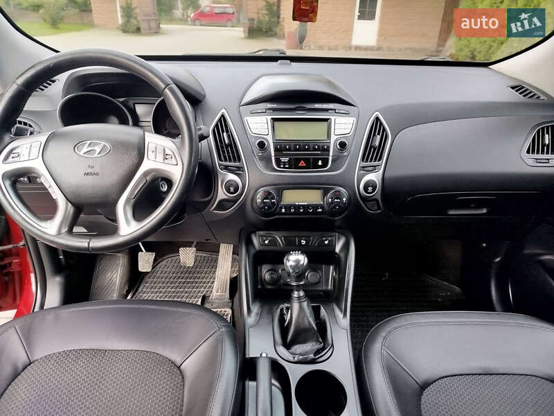 Внедорожник / Кроссовер Hyundai ix35 2011 в Кременце фото 16 Внедорожник / Кроссовер Hyundai ix35 2011 в Кременце