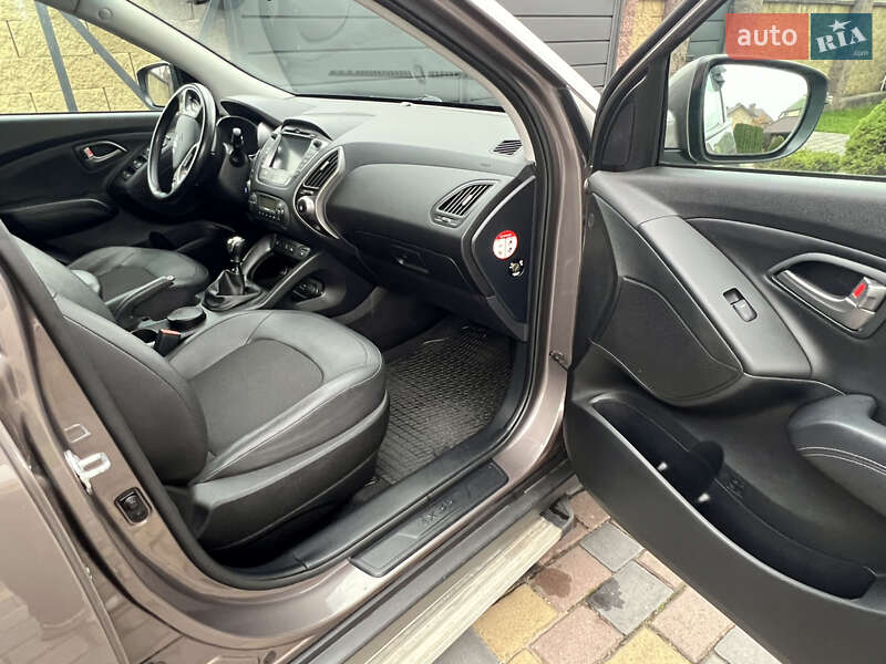Внедорожник / Кроссовер Hyundai ix35 2015 в Львове