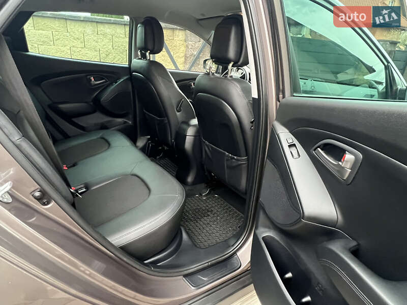 Внедорожник / Кроссовер Hyundai ix35 2015 в Львове