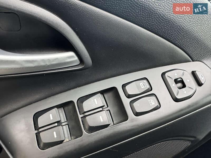 Внедорожник / Кроссовер Hyundai ix35 2014 в Стрые фото 20 Внедорожник / Кроссовер Hyundai ix35 2014 в Стрые