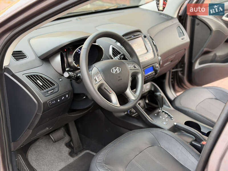 Внедорожник / Кроссовер Hyundai ix35 2014 в Ровно