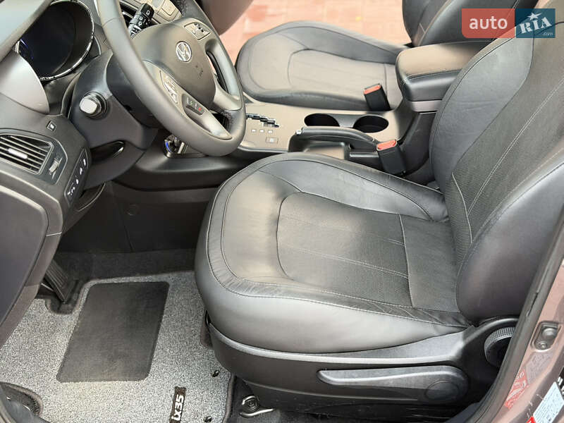 Внедорожник / Кроссовер Hyundai ix35 2014 в Ровно