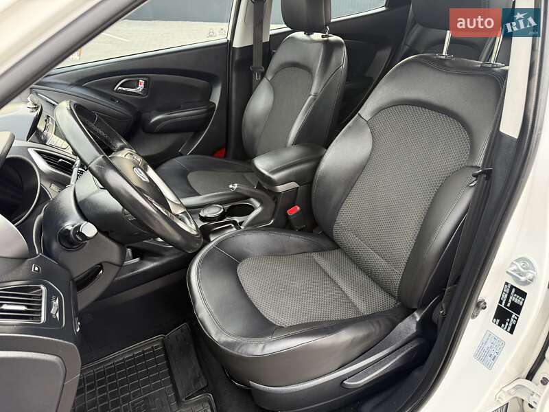 Внедорожник / Кроссовер Hyundai ix35 2012 в Черновцах фото 27 Внедорожник / Кроссовер Hyundai ix35 2012 в Черновцах
