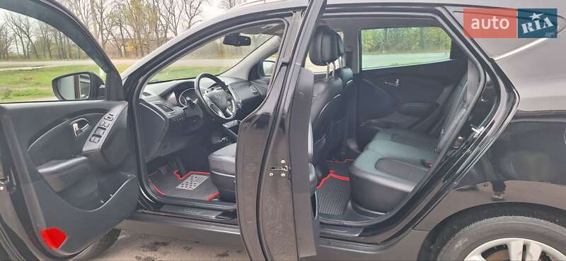 Внедорожник / Кроссовер Hyundai ix35 2014 в Новоархангельске