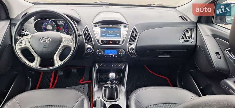 Внедорожник / Кроссовер Hyundai ix35 2014 в Новоархангельске