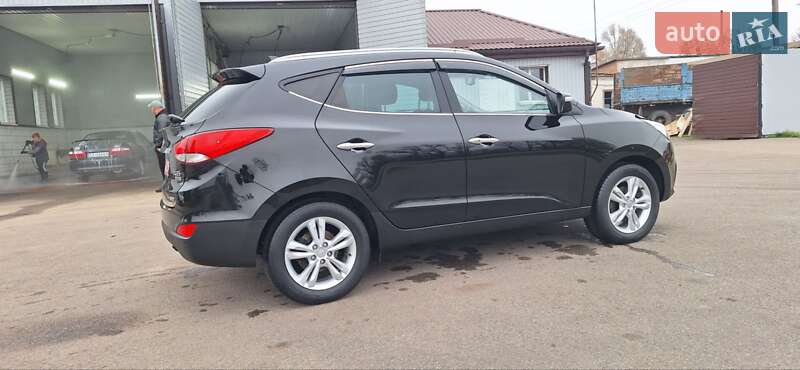 Внедорожник / Кроссовер Hyundai ix35 2014 в Новоархангельске