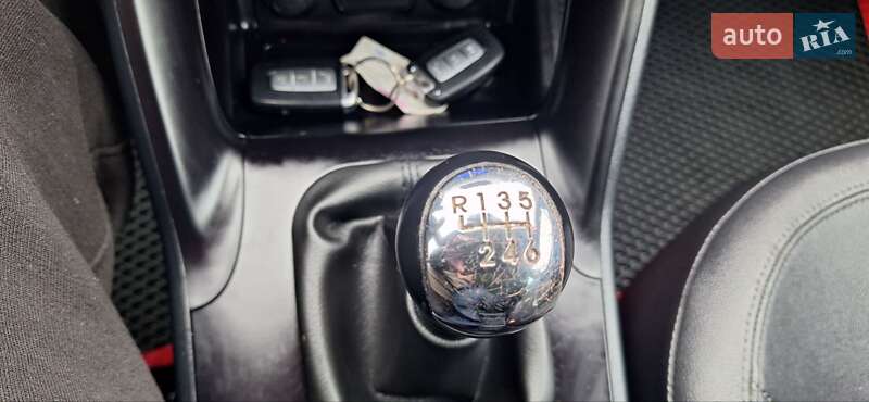 Внедорожник / Кроссовер Hyundai ix35 2014 в Новоархангельске