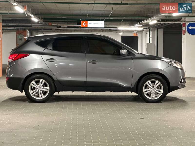 Внедорожник / Кроссовер Hyundai ix35 2012 в Киеве фото 8 Внедорожник / Кроссовер Hyundai ix35 2012 в Киеве