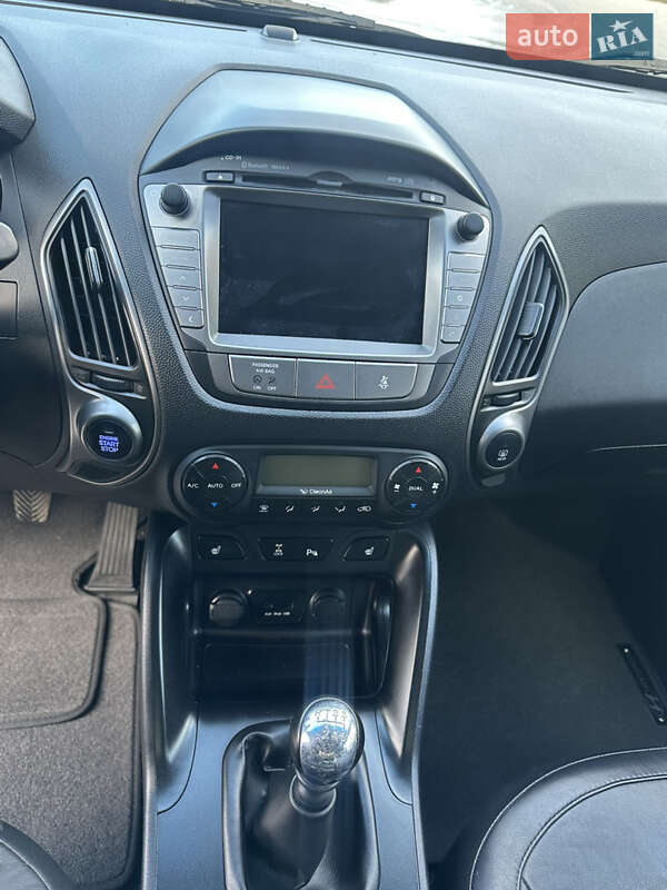 Внедорожник / Кроссовер Hyundai ix35 2014 в Ровно