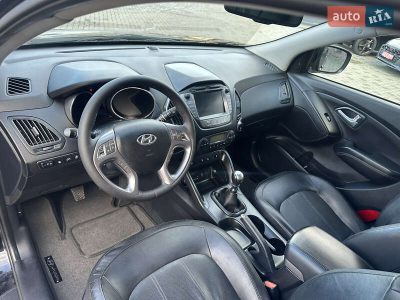 Внедорожник / Кроссовер Hyundai ix35 2014 в Ровно
