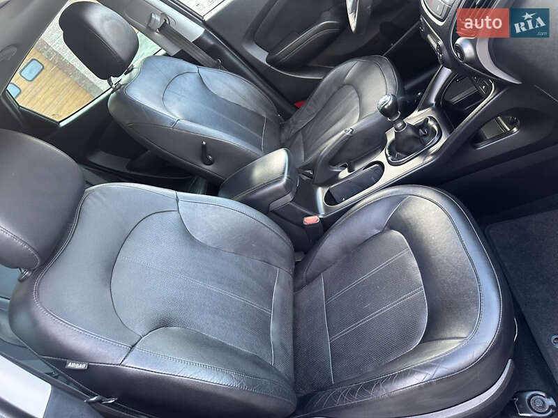 Внедорожник / Кроссовер Hyundai ix35 2014 в Ровно