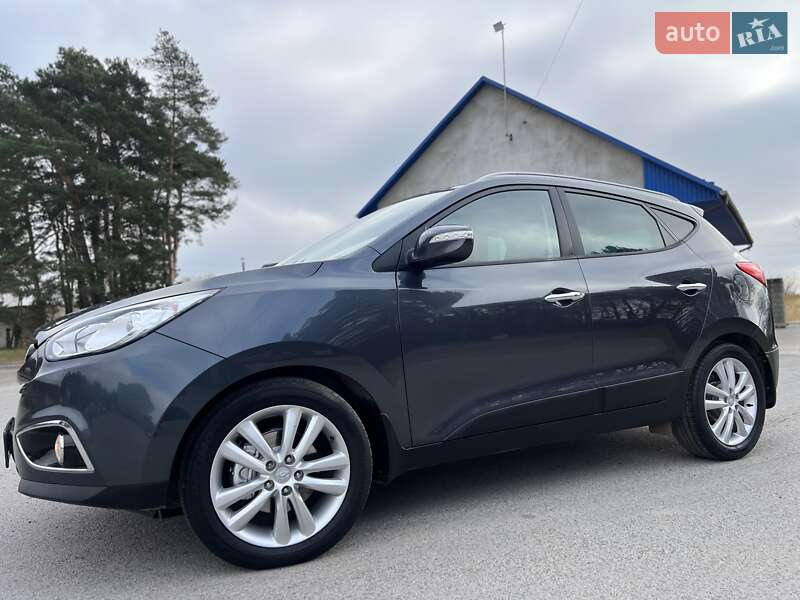 Позашляховик / Кросовер Hyundai ix35 2011 в Радивиліві