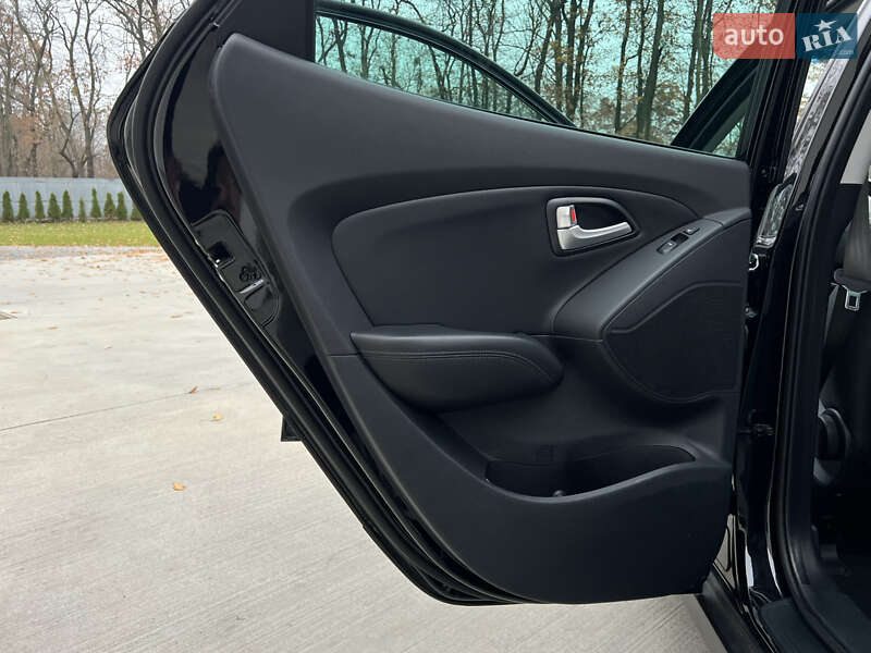 Позашляховик / Кросовер Hyundai ix35 2014 в Луцьку