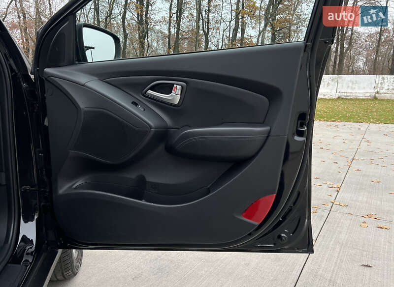 Позашляховик / Кросовер Hyundai ix35 2014 в Луцьку