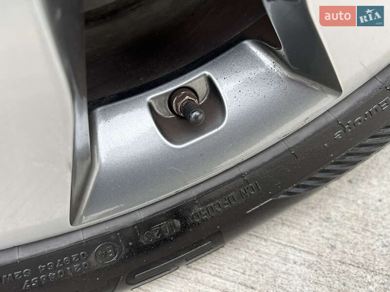 Позашляховик / Кросовер Hyundai ix35 2014 в Луцьку