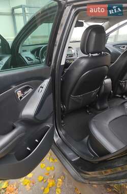 Внедорожник / Кроссовер Hyundai ix35 2010 в Полтаве