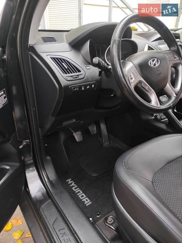 Внедорожник / Кроссовер Hyundai ix35 2010 в Полтаве фото 31 Внедорожник / Кроссовер Hyundai ix35 2010 в Полтаве
