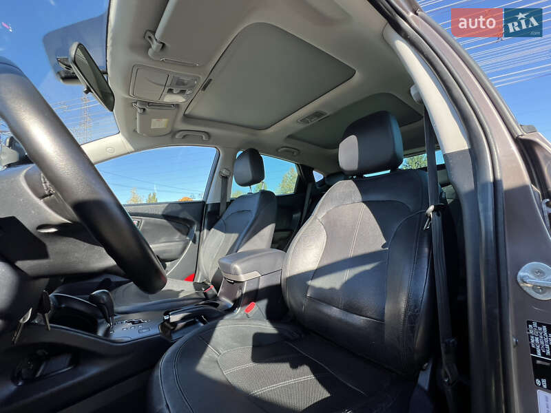 Внедорожник / Кроссовер Hyundai ix35 2012 в Луцке фото 19 Внедорожник / Кроссовер Hyundai ix35 2012 в Луцке