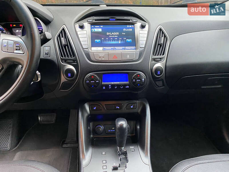Внедорожник / Кроссовер Hyundai ix35 2015 в Радивилове