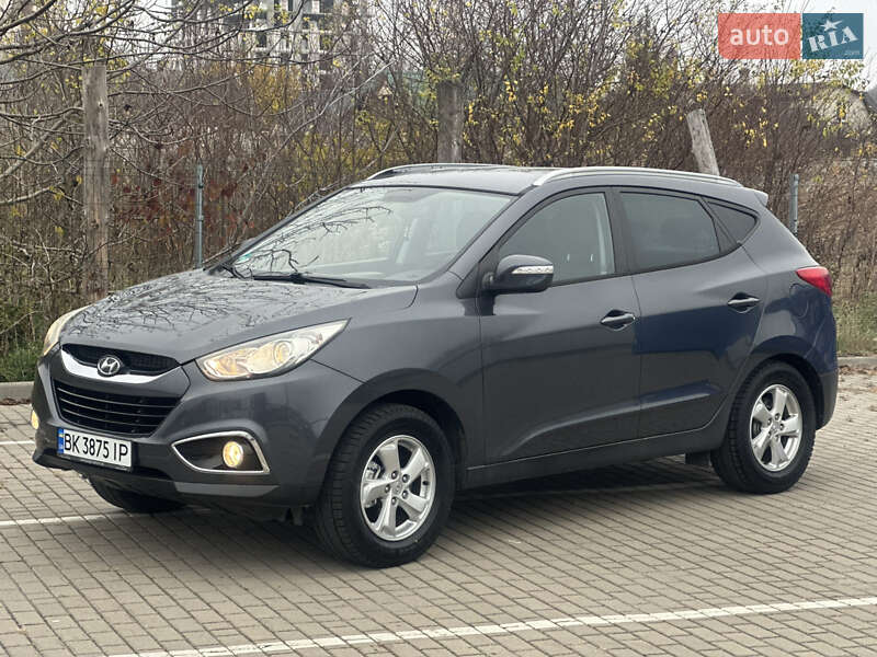 Внедорожник / Кроссовер Hyundai ix35 2011 в Дубно