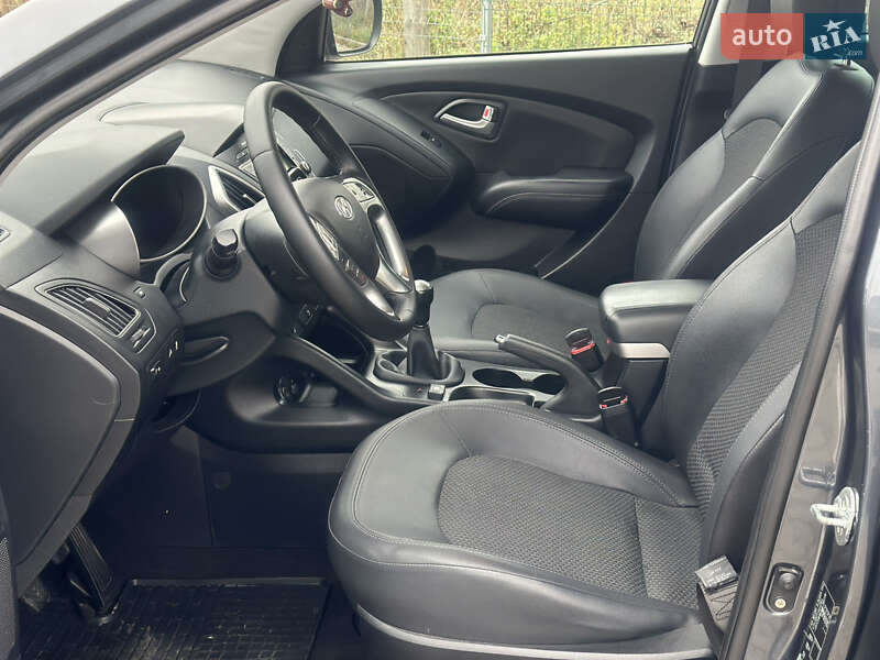 Внедорожник / Кроссовер Hyundai ix35 2011 в Дубно