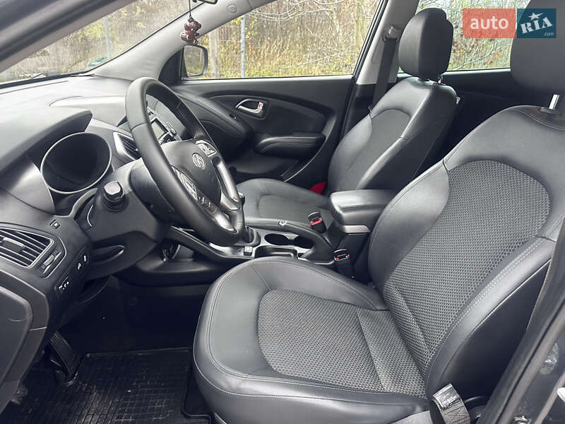 Внедорожник / Кроссовер Hyundai ix35 2011 в Дубно