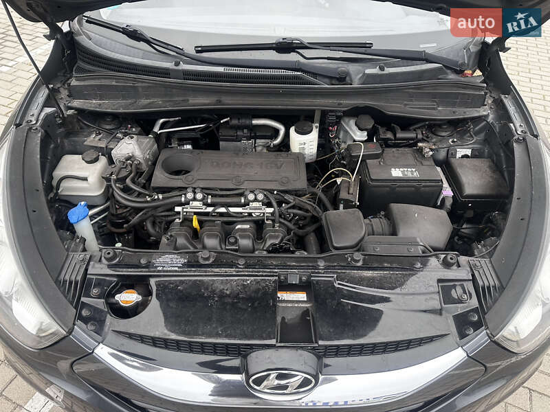 Внедорожник / Кроссовер Hyundai ix35 2011 в Дубно