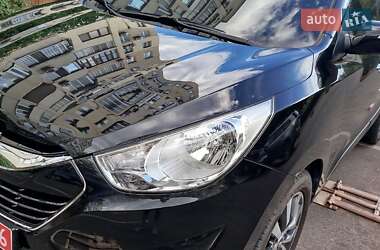 Позашляховик / Кросовер Hyundai ix35 2011 в Одесі