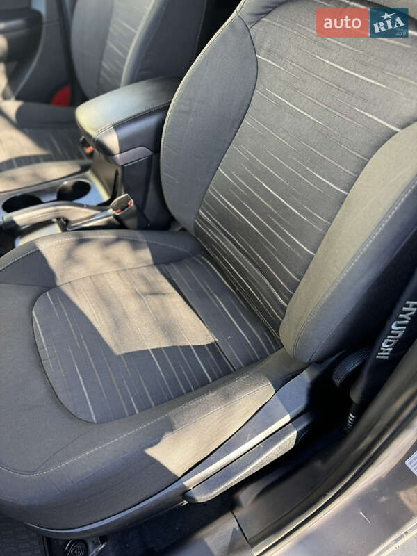 Внедорожник / Кроссовер Hyundai ix35 2014 в Ивано-Франковске