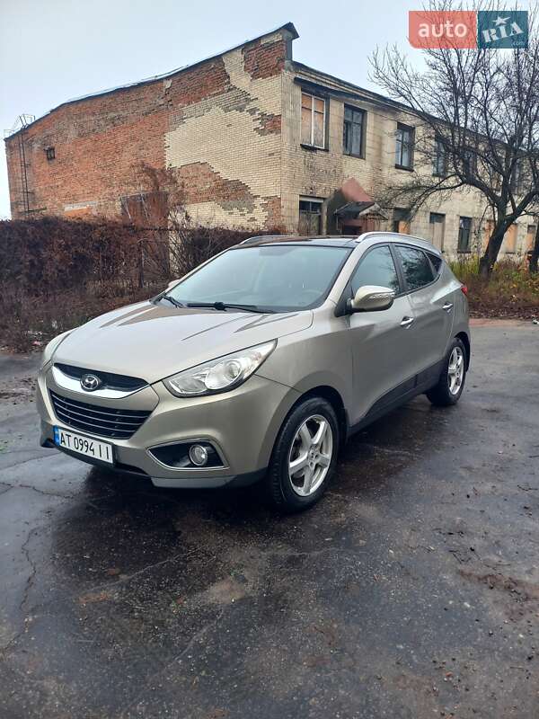 Внедорожник / Кроссовер Hyundai ix35 2010 в Конотопе