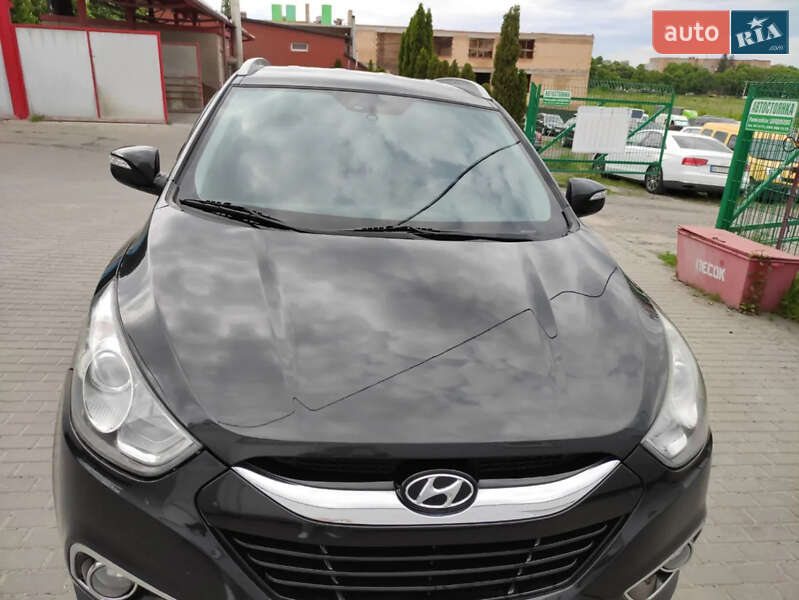 Внедорожник / Кроссовер Hyundai ix35 2010 в Ровно фото 2 Внедорожник / Кроссовер Hyundai ix35 2010 в Ровно