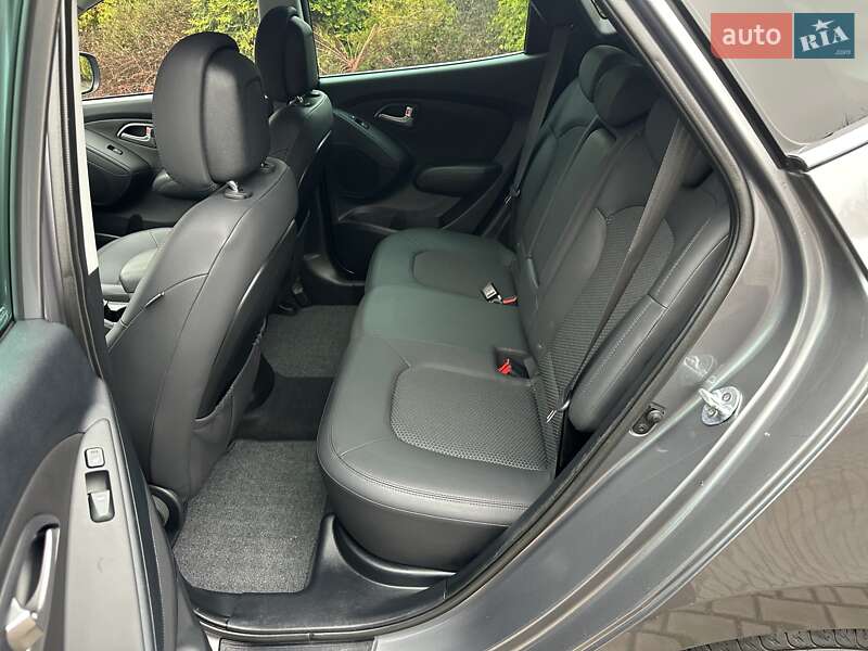 Внедорожник / Кроссовер Hyundai ix35 2011 в Луцке фото 33 Внедорожник / Кроссовер Hyundai ix35 2011 в Луцке