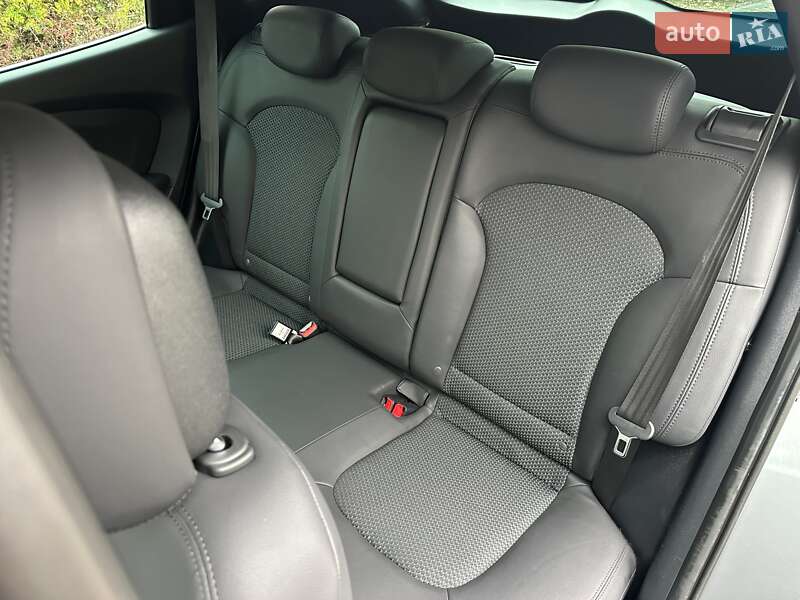 Внедорожник / Кроссовер Hyundai ix35 2011 в Луцке фото 36 Внедорожник / Кроссовер Hyundai ix35 2011 в Луцке