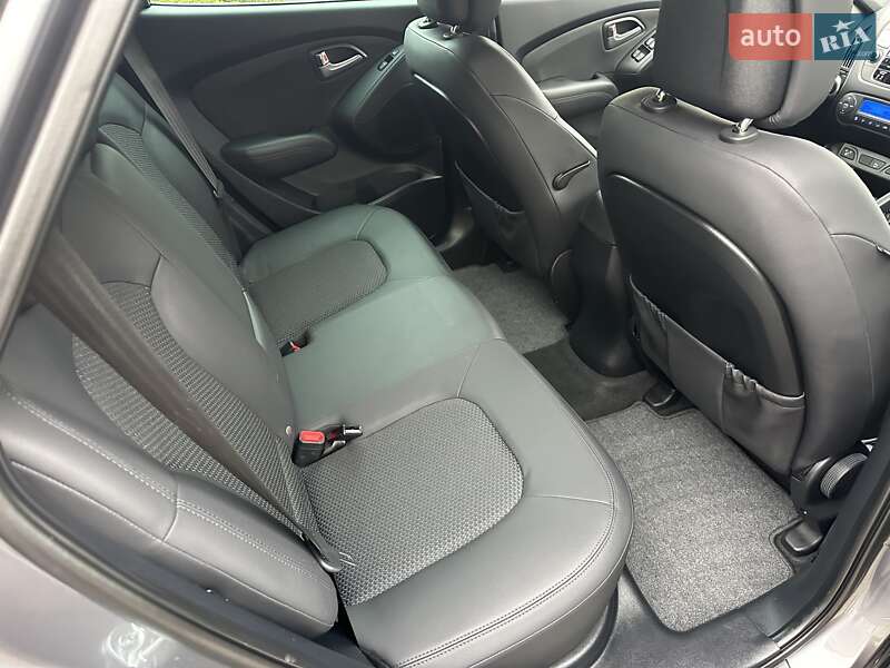 Внедорожник / Кроссовер Hyundai ix35 2011 в Луцке фото 45 Внедорожник / Кроссовер Hyundai ix35 2011 в Луцке