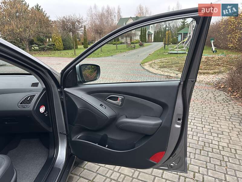 Внедорожник / Кроссовер Hyundai ix35 2011 в Луцке фото 43 Внедорожник / Кроссовер Hyundai ix35 2011 в Луцке