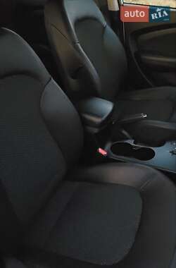 Позашляховик / Кросовер Hyundai ix35 2013 в Харкові
