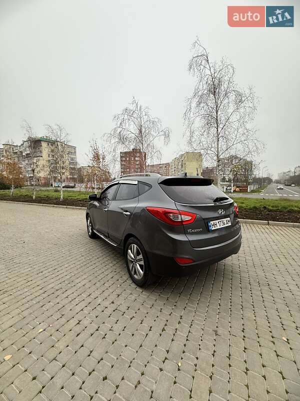 Внедорожник / Кроссовер Hyundai ix35 2014 в Черноморске