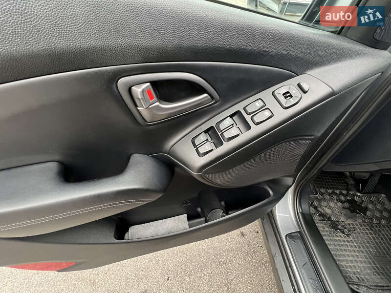 Внедорожник / Кроссовер Hyundai ix35 2015 в Киеве фото 8 Внедорожник / Кроссовер Hyundai ix35 2015 в Киеве