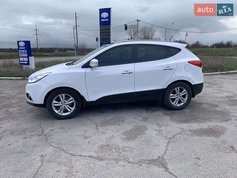 Внедорожник / Кроссовер Hyundai ix35 2012 в Каменском фото 2 Внедорожник / Кроссовер Hyundai ix35 2012 в Каменском