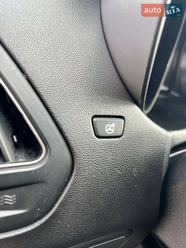 Внедорожник / Кроссовер Hyundai ix35 2013 в Николаеве фото 14 Внедорожник / Кроссовер Hyundai ix35 2013 в Николаеве